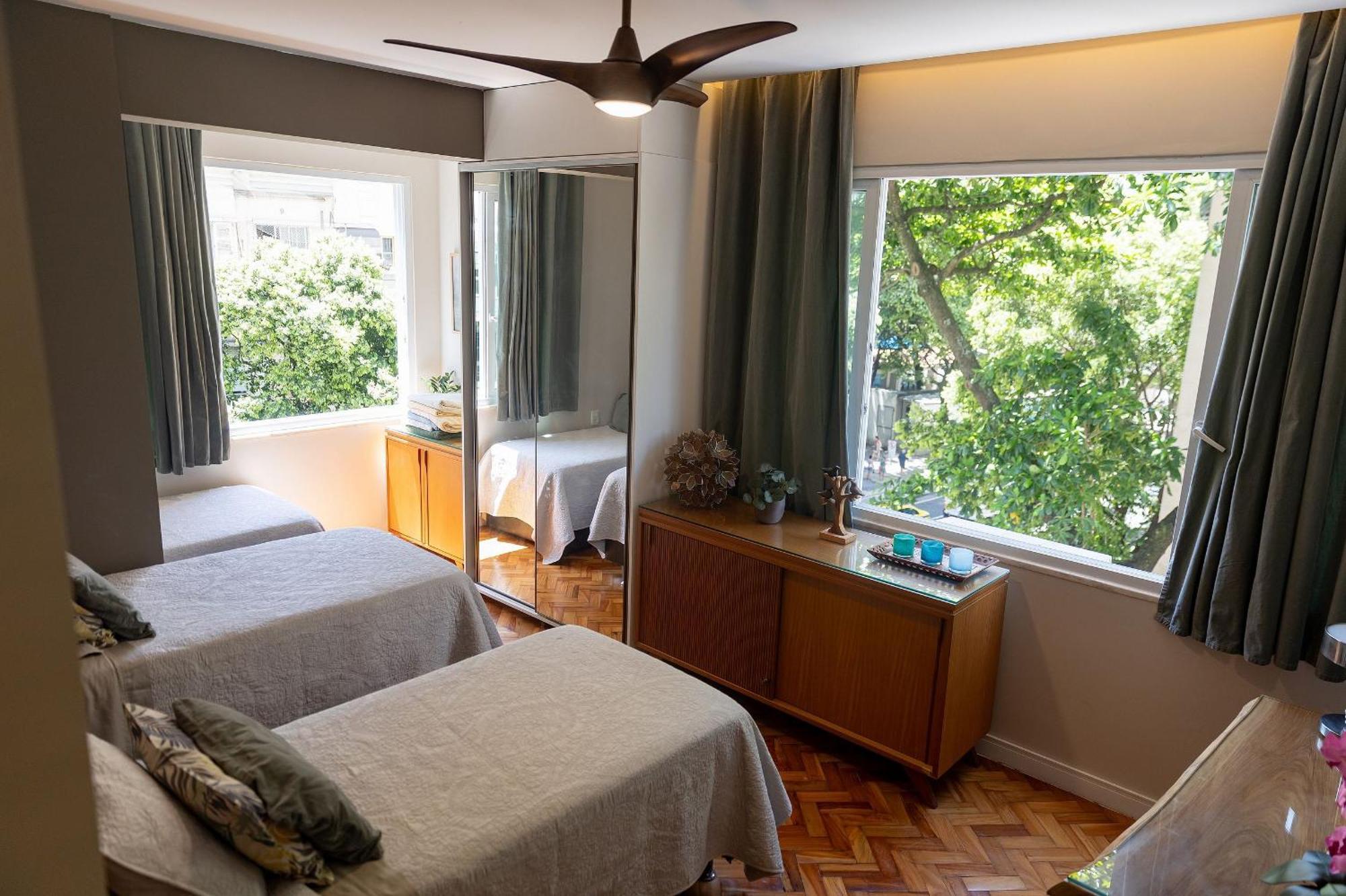 Moderno Em Copacabana, A 100m Da Apartment
